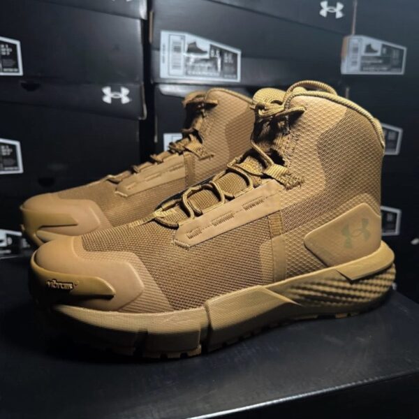 Under Armour Charged Valsetz Mid