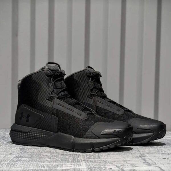 UNDER ARMOUR Charged Valsetz Mid